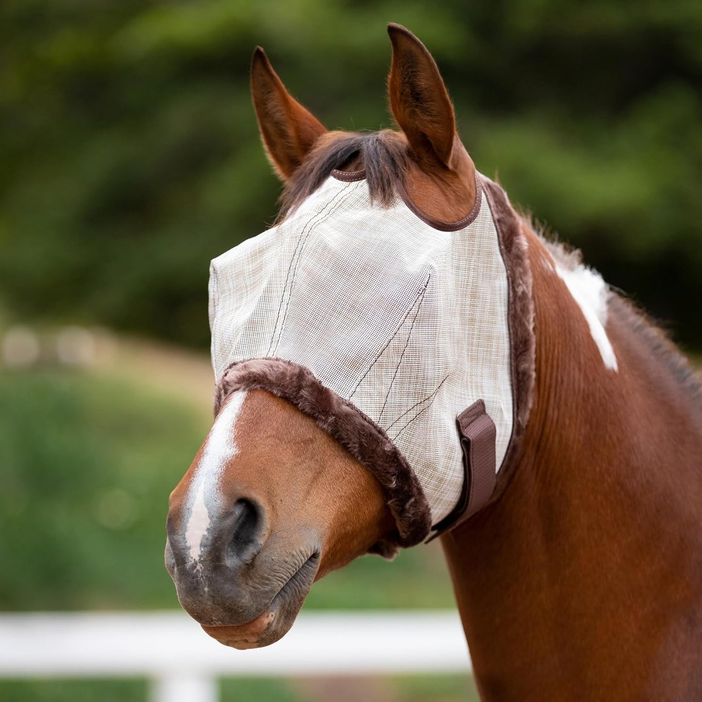 Kensington UV Fly Mask with Fleece Trim - Protective Mask with Dual Ear Opening & Forelock Freedom - Medium, Desert Sand